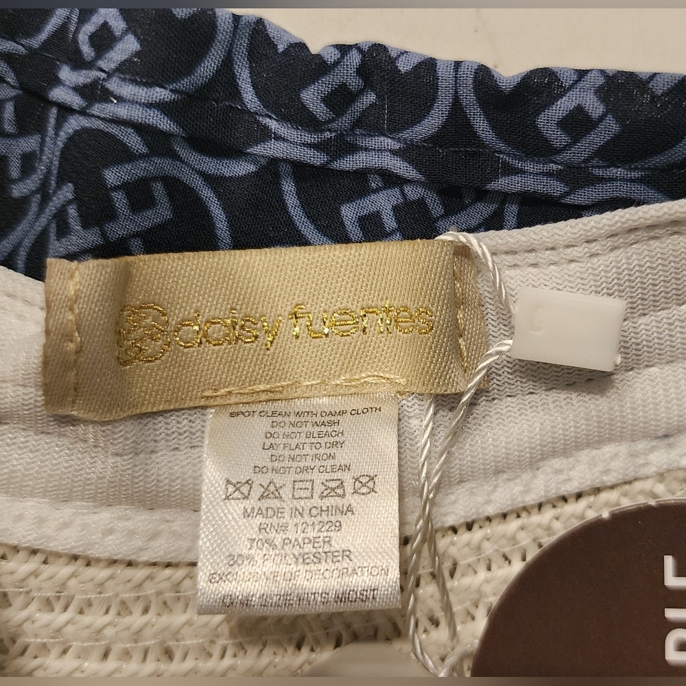 Daisy Fuentes Packable Sun Hat Navy Blue Monogram Print Floppy Wide Brim NWT $38 - Picture 9 of 9